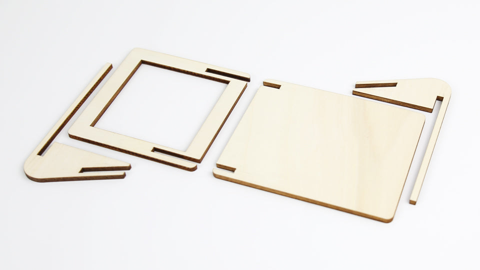 THE HOLDER PACK – Get your Dots &amp; Lines Puzzle Flipbook with your Flipboku Holder, a great tool that makes your life easier and the drawing process more comfortable.